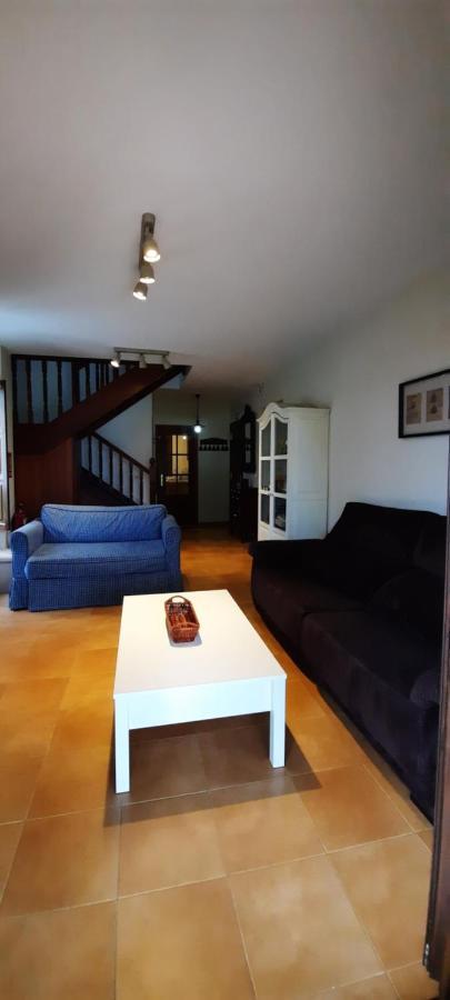 Casa En Sobarzo, Junto Al Parque De Cabarceno Hébergement de vacances *