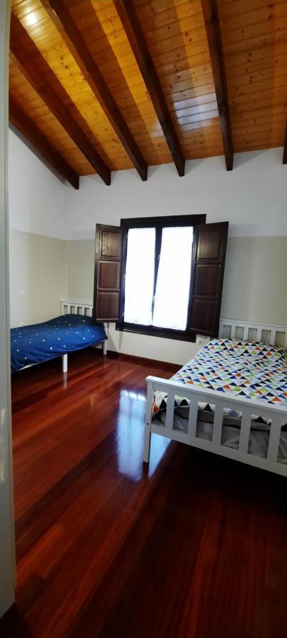 Hébergement de vacances Casa En Sobarzo, Junto Al Parque De Cabarceno